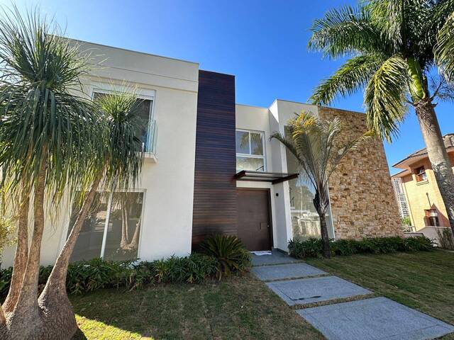 Casa para Venda em Santana de Parnaíba - 2